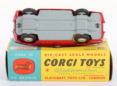 Corgi Toys 228 Volvo P.1800 - 5