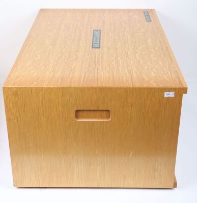 Meccano No.10 outfit in four drawer wooden cabinet, 1970s - 7