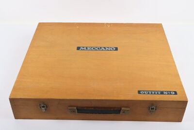 Meccano empty wooden cabinets for No.10 and No.9 sets - 2