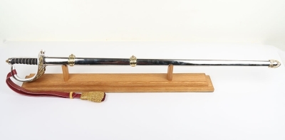 Household Cavalry Royal Horse Guards Officers Sword on Stand - 2