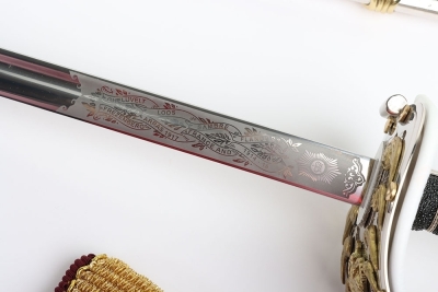 Household Cavalry Royal Horse Guards Officers Sword on Stand - 7