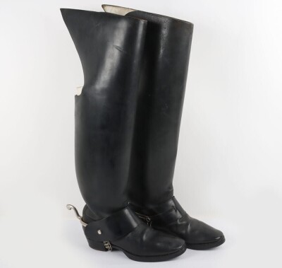 Household Cavalry Troopers Jackboots & Troopers Gauntlets - 2