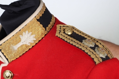 Welsh Guards Lieutenants full dress tunic - 3