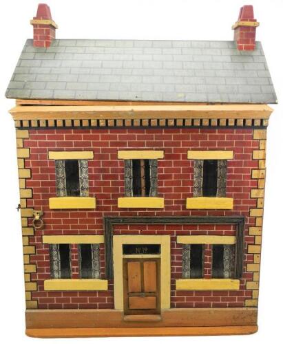 Traditional painted wooden dolls house and contents, English circa 1890,
