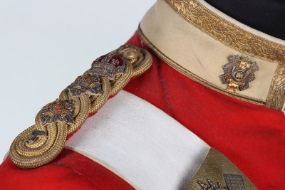 Highland Light Infantry Officers Full Dress Uniform. - 2