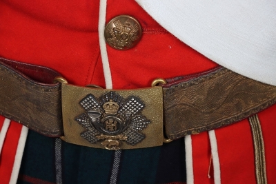 Highland Light Infantry Officers Full Dress Uniform. - 6