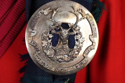 Gordon Highlanders Officers Full Dress Uniform. - 4