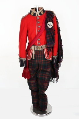 Queens Own Cameron Highlanders Volunteer Officers Full Dress Uniform