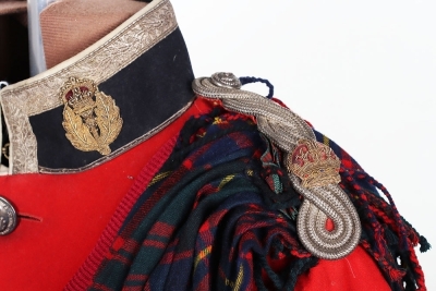 Queens Own Cameron Highlanders Volunteer Officers Full Dress Uniform - 3