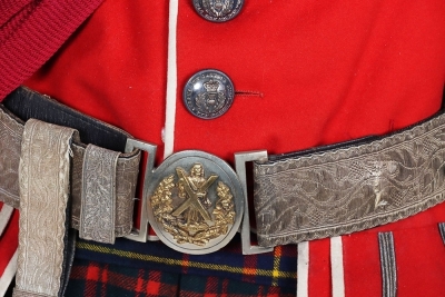 Queens Own Cameron Highlanders Volunteer Officers Full Dress Uniform - 5