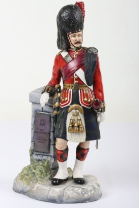 Michael Sutty Porcelain: Black Watch Officer.