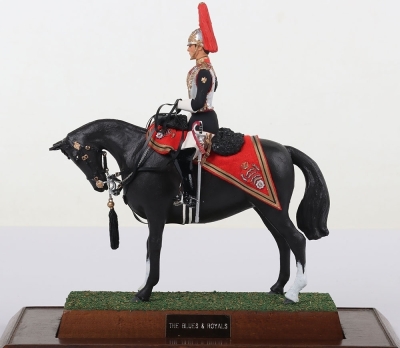 Sentry Box Figure: Blues & Royals Officer - 3