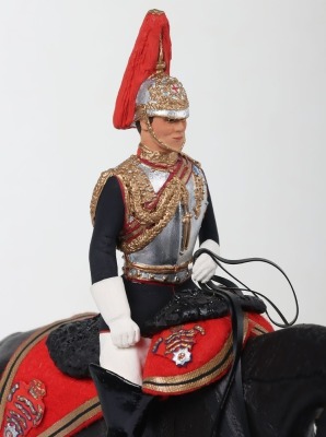 Sentry Box Figure: Blues & Royals Officer - 8