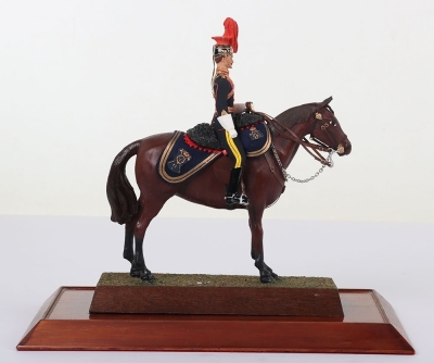 Sentry Box Figure: 12th Royal Lancers Officer. - 6