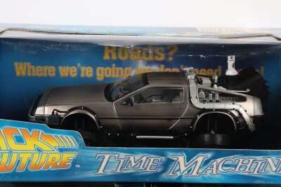Five TV related 1/18 Scale Die Cast Model Cars Boxed. - 4