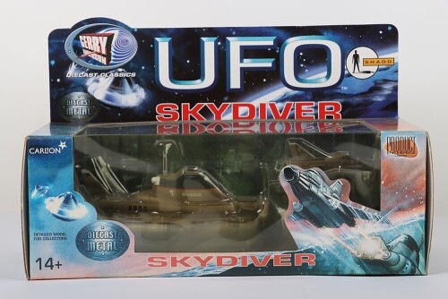 Gerry Anderson UFO S.H.A.D.O. Product Enterprise Limited Diecast Metal Skydiver Model Vehicle.