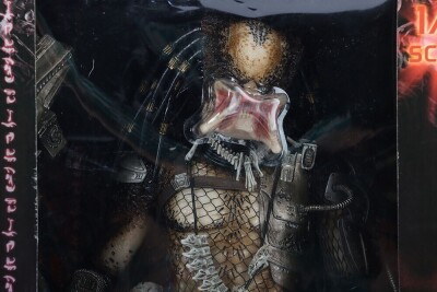 Predator Neca 1/4 Scale Action Figure Boxed Sealed. - 2