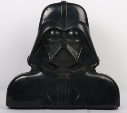 Vintage Star Wars Darth Vader Carry Case with Thirty Action Figures Kenner.