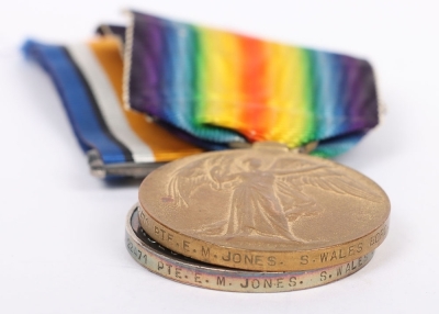 A Great War 1914-15 Star medal trio to a recipient in the South Wales Borderers - 5