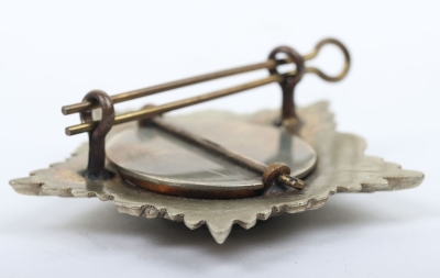 WW1 Guards Machine Gun Battalion Officers Silver Cap Badge. - 3