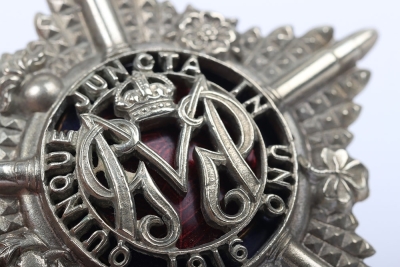 WW1 Guards Machine Gun Battalion Officers Silver Cap Badge. - 5