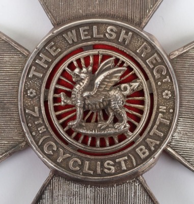 7th Cyclist Btn Welsh Regt Officers Silver Helmet Plate c1908-14. - 2