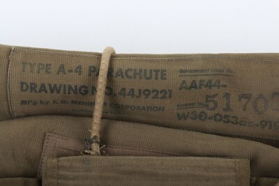 WW2 USAAF A4 Parachute Pack. - 2