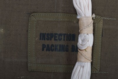 WW2 USAAF A4 Parachute Pack. - 12