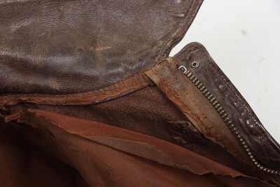 WW2 USAAF A2 Leather Flying Jacket. - 11