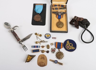 WW2 USAAF, 8th Air Force, A2 Flying Jacket, Medals and Insignia Grouping, 490th Bomb Group. - 2