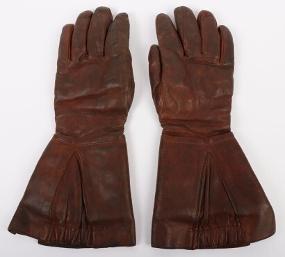 WW2 RAF H Type Flying Electrically Heated Gloves.