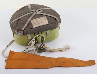 Torpedo Parachute Pack