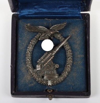 WW2 German Luftwaffe Flak Badge by Gustav Brehmer with Original Case of Issue