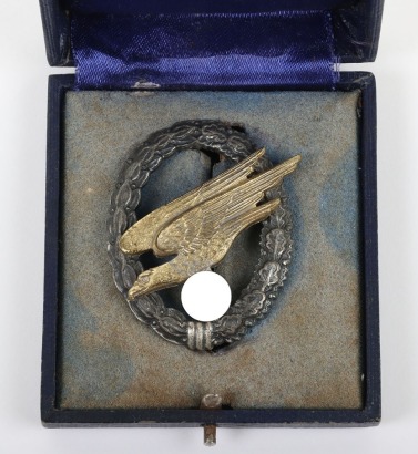 WW2 German Luftwaffe Paratroopers Qualification Badge in Original Box by Assmann