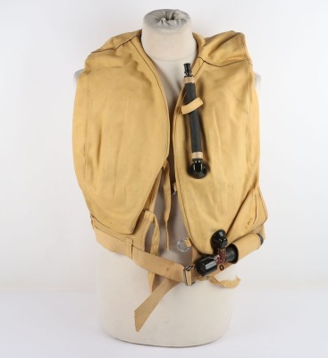 WW2 Luftwaffe Schwimmweste, Life Vest, 10-30B-2.