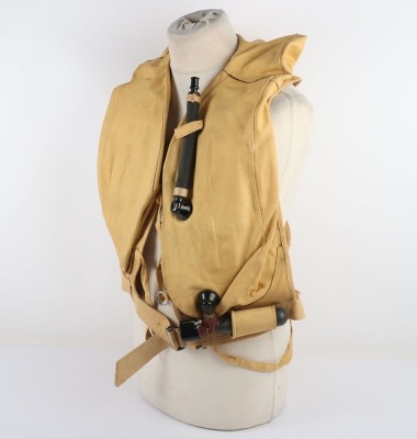 WW2 Luftwaffe Schwimmweste, Life Vest, 10-30B-2. - 5