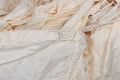 WW2 Luftwaffe / Fallshirmjager Parachute Bag & Silk 'Chute. - 9