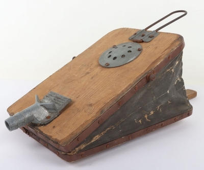 WW2 German Luftwaffe Escape Raft Manual Inflation Bellows