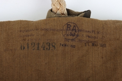 WW2 German Luftwaffe Paratroopers RZ20 Parachute Backpack, - 2