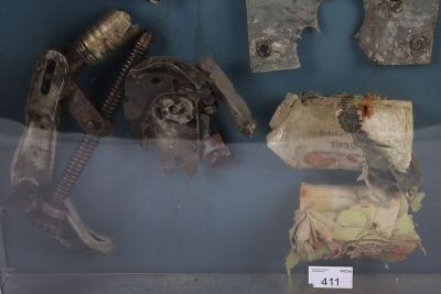 Framed Display of Aircraft Relics from German Luftwaffe Ju-88 A-1 Shot Down Over Portsmouth Harbour 12th August 1940 During the Battle of Britain - 5