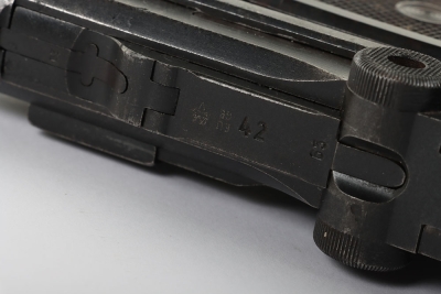 Deactivated WW2 German Luger P08 Pistol - 7