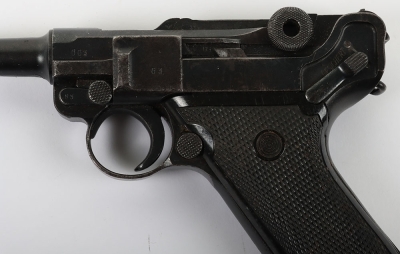 Deactivated WW2 German Luger P08 Pistol - 9