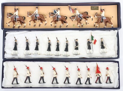 Hiriart (Uruguay) boxed lead painted Military figures,