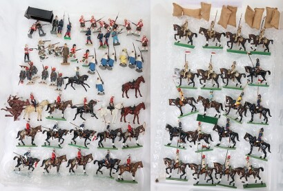 Collection of solid cast and other model soldiers,