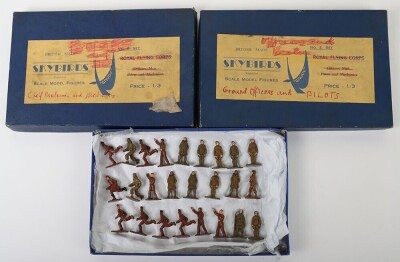 Skybirds tinplate Airport building and crew, - 3
