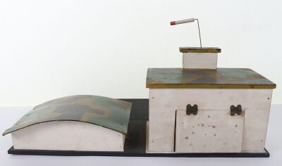 Skybirds lead figures, wooden Airport and planes, - 9