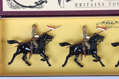 Two Britain's Special Collectors Edition Sets of Toy Soldiers, 8807 The Empress of India's 21st Lancers and 8959 5th Royal Irish Lancers, both in mint boxed condition. (2 items) - 4