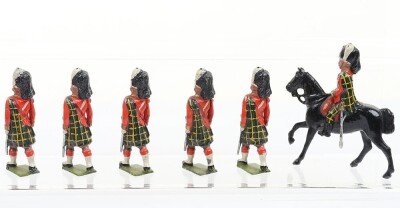 Britains set 437, Officers of the Gordon Highlanders, 1936, - 4