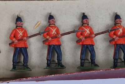 Britains set 16, East Kent Regiment &lsquo;The Buffs&rsquo;, 1900, - 2