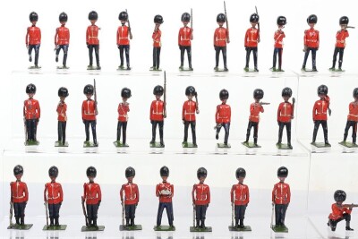 Britains from set 130 Scots Guards, various versions, - 5